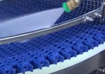 Washdown conveyor